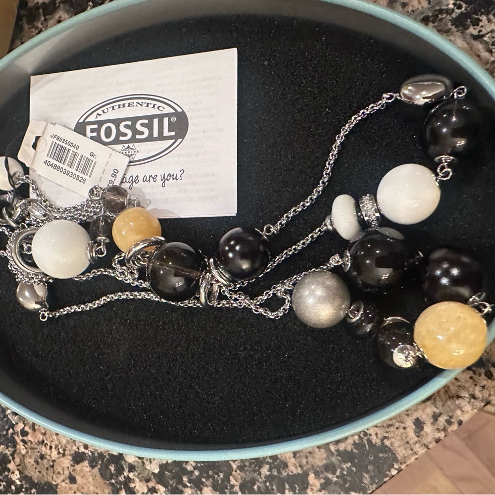 Fossil Necklace Women’s Stainless Steel Assorted Smoky Quartz Beads NWT - Picture 3 of 8